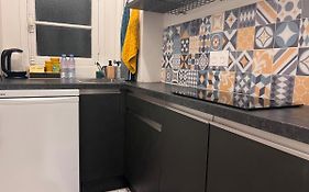 Appartement In Heart Of Paris